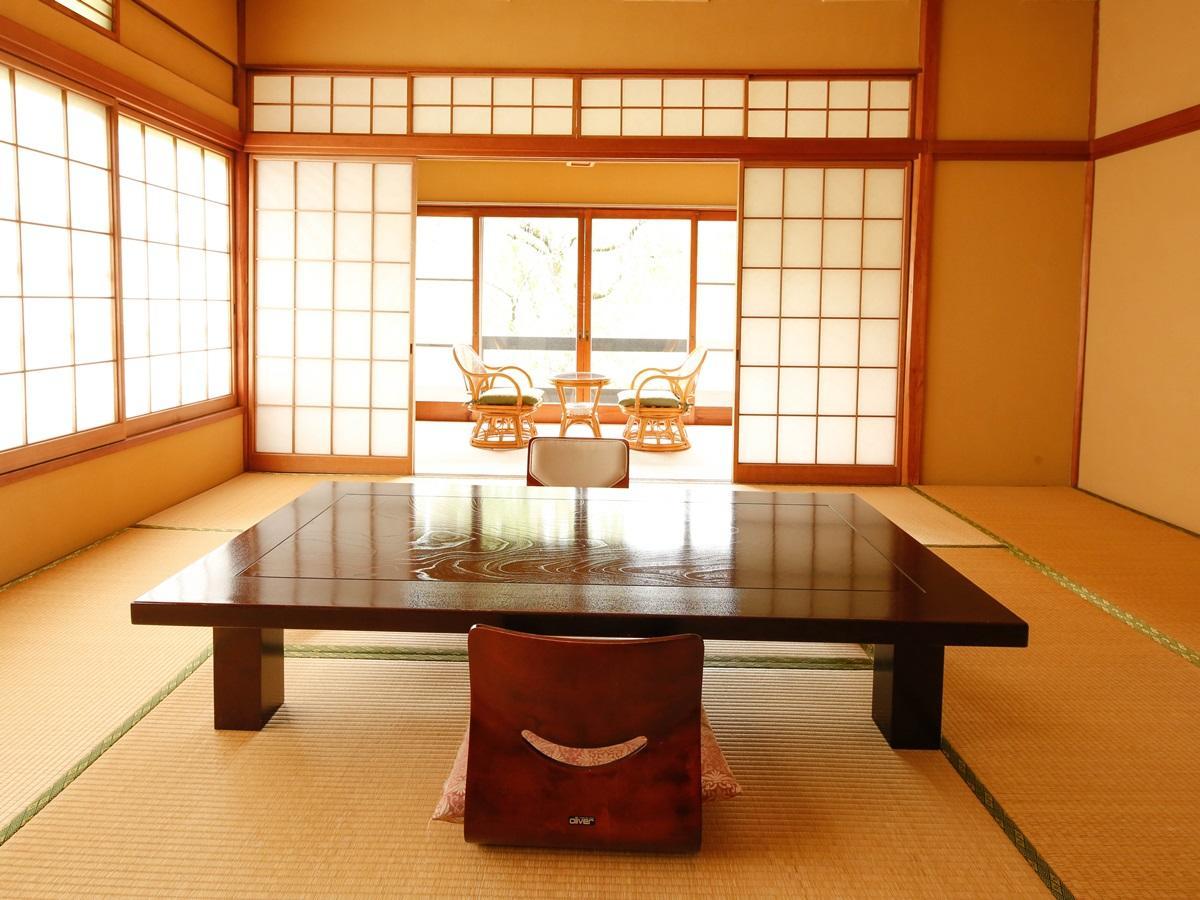 Auberge Yuraku Yugawara Extérieur photo