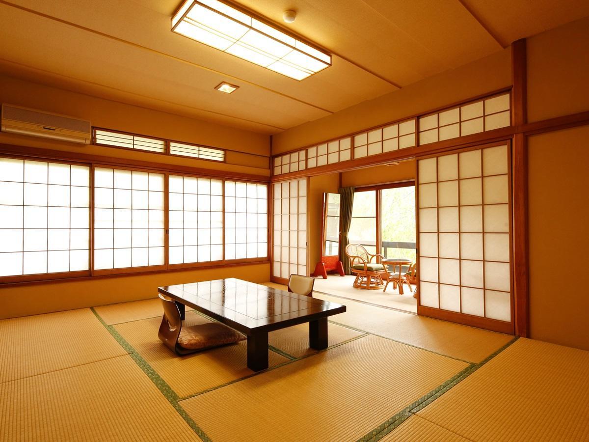 Auberge Yuraku Yugawara Extérieur photo